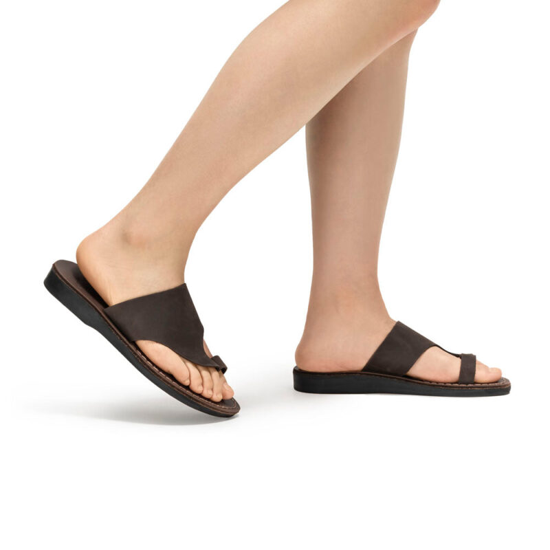Cantarela Minimalist Leather Toe Strap Sandals – Brown - Image 2